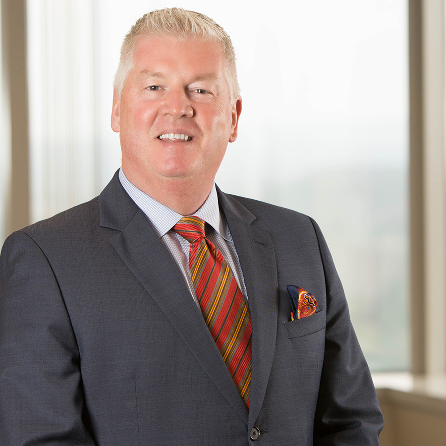 Headshot of Tim Murphy.